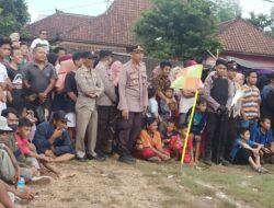 Sinergitas TNI – POLRI Melaksanakan Pengamanan Sepak Bola Open Turnamen Labuhan Lombok 2022