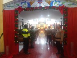 Personel Operasi Lilin Polres Sumbawa Gencar Laksanakan Patroli Ke Gereja Tiap Hari