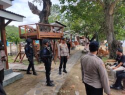 Operasi Lilin Rinjani 2022,Satgas Polres Sumbawa Barat Patroli Ke Wisata Pantai Berikan Imbauan Kepada Pengunjung Pantai
