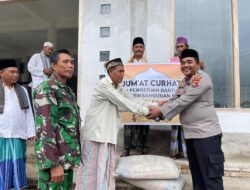 JUM’AT CURHAT TNI POLRI MEMBERIKAN BANTUAN UNTUK PEMBANGUNAN MASJID