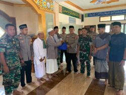 Laksanakan Jumat Curhat, Kapolsek Taliwang Dan Stakeholder Sambangi Desa Kalimantong
