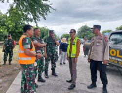 Personel Polsek Pringgabaya Bersama TNI Gladi Bersih di Pelabuhan Kayangan