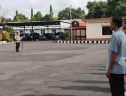 Kapolres Lombok Timur Pimpin Apel Operasi Mantap Brata, Tekankan Personel Jaga Netralitas
