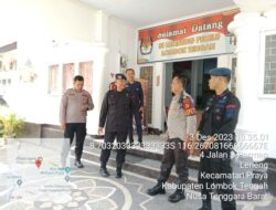 Pemilu semakin dekat Polres Loteng perketat Pengamanan Kantor KPU , Bawaslu dan Gudang Logistik Pemilu. 