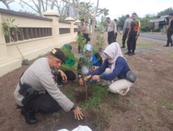 Polres Lombok Utara Kolaborasi dengan OPAL Lakukan Penanaman Pohon Secara Serentak