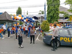 Kapolsek Praya Pimpin Langsung Pengamanan Gerak Jalan Santai HUT BRI