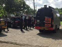 Polsek Pujut Dan Tim Jihandak Satbrimobda NTB Musnahkan Penemuan Granat Di Pujut
