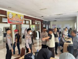 Polres Loteng Laksanakan Pengamanan Hari Terakhir Pelipatan Surat Suara Pemilu 2024.