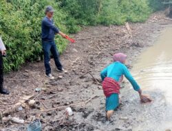 Polsek Pujut Bersama Tim Inafis Sat Reskrim Laksanakan Olah TKP Penemuan Mayat Di Desa Kawo.