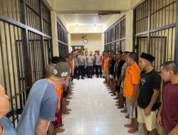 Wakapolres Sumbawa Barat Cek Para Tahanan dan Berikan Arahan