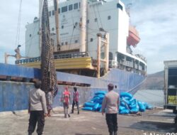 Patroli Rutin di Dermaga Pelabuhan untuk Ciptakan Kondisi Aman Menjelang Pilkada 2024