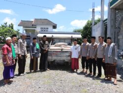 Jumat Curhat Polres Loteng Salurkan Semen Untuk Pembangunan Masjid di Praya Tengah.