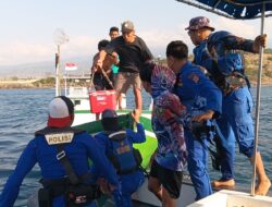 Gerak Cepat Ditpolairud Polda NTB Selamatkan 5 Nelayan Korban Kapal Tenggelam di Selat Alas