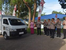 Kolaborasi Polda NTB dan BGN RI, Anak Sekolah di Ampenan Dapat MBG Gratis