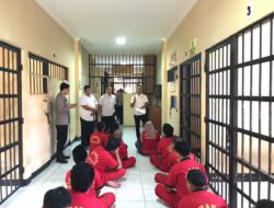 Tahanan Polda NTB Dapat Pencerahan Hukum dari Bidkum, Semua Punya Hak yang Sama di Mata Hukum