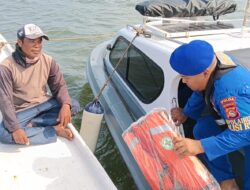 Tekankan Patroli, Dirpolairud Polda NTB Himbau Keselamatan di Laut Kepada Para Nelayan