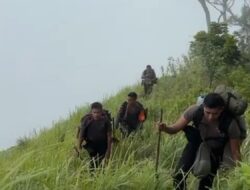 Tim Gabungan Brimob Polda NTB dan Polres Bima Kota Lanjutkan Pencarian Korban Hilang di Gunung Sangiang Api