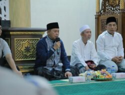Kapolda NTB Ikuti Peringatan Nuzulul Qur’an 1447 H di Masjid Baitussalam