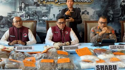 Ditreskrimum Polda NTB Tangkap 4 Tersangka Jaringan Pembuat STNK Palsu