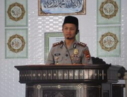 Kapolres Lombok Timur Gelar Jumat Keliling di Masjid Nurul Sa’adah, Ajak Masyarakat Waspada Hoaks