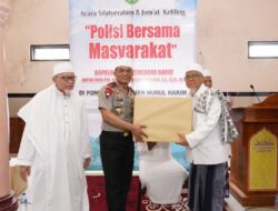 Kapolda NTB Sambangi Ponpes Nurul Hakim, Perkuat Silaturahmi Lewat Jumling